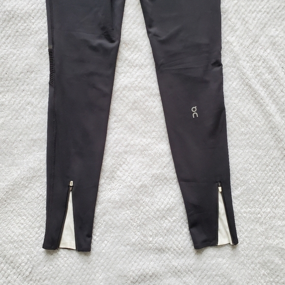 ON Running Black Tights Long Size Small - Picture 7 of 13